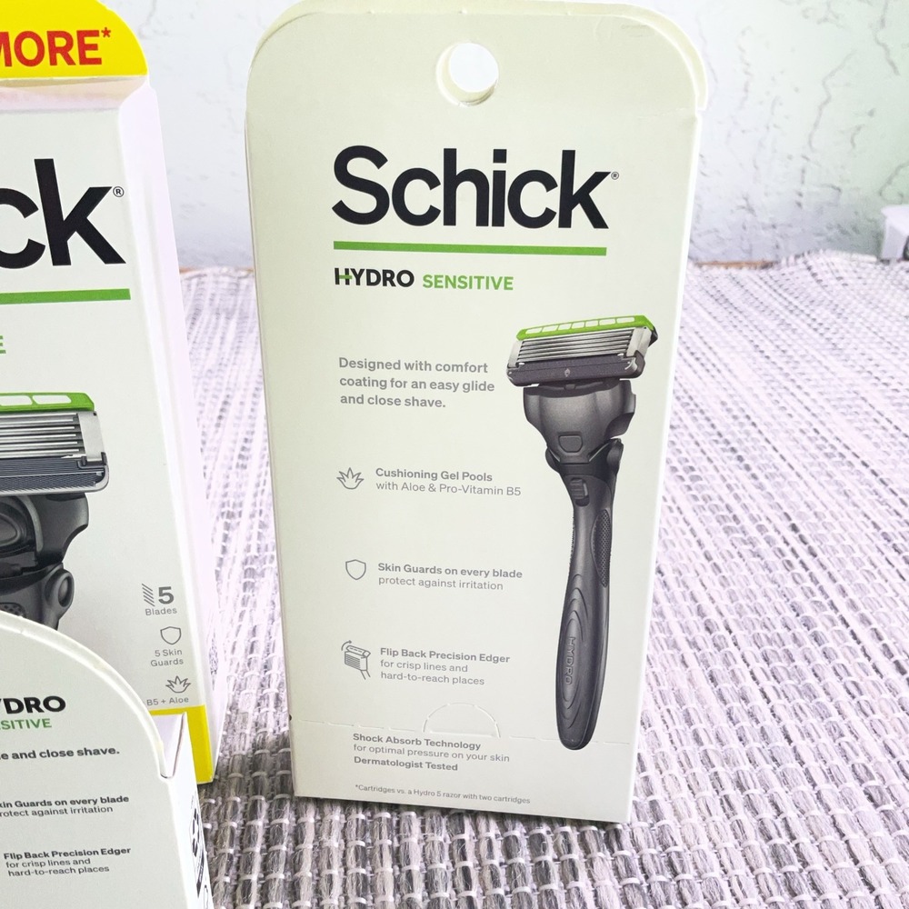 3x Schick Hydro SENSITIVE 5 Blade: Razor Handle +3 Cart Refill Plus 1x 6 Refill - Picture 3 of 5